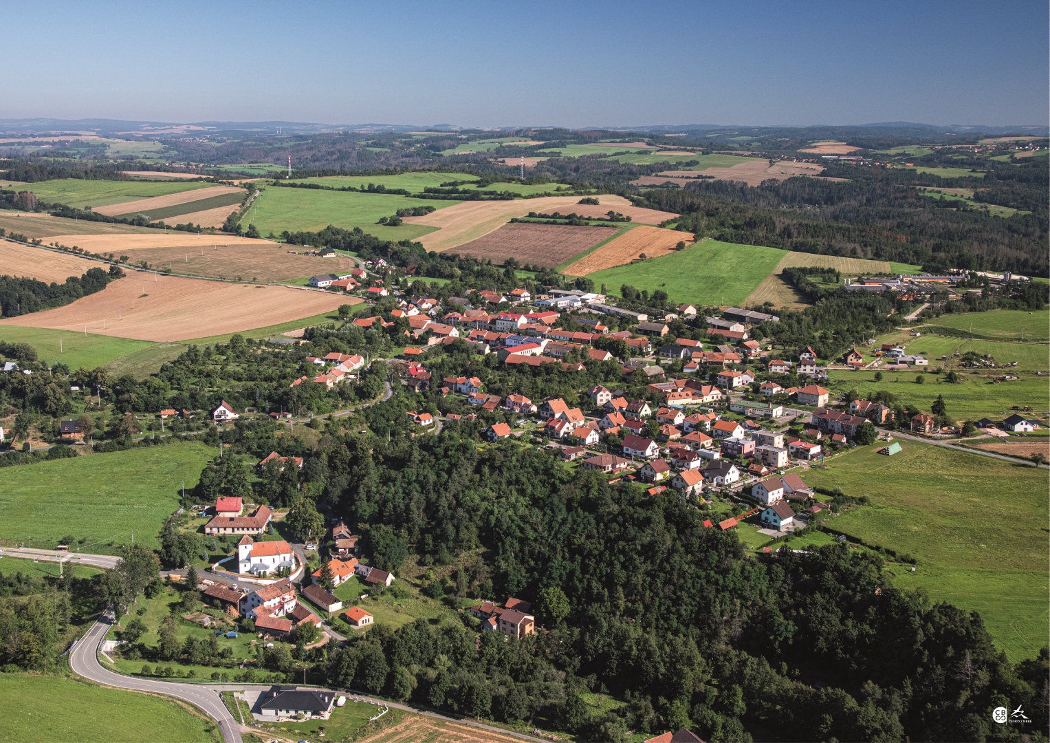 Obec Žďárec - pohled na Žďárec