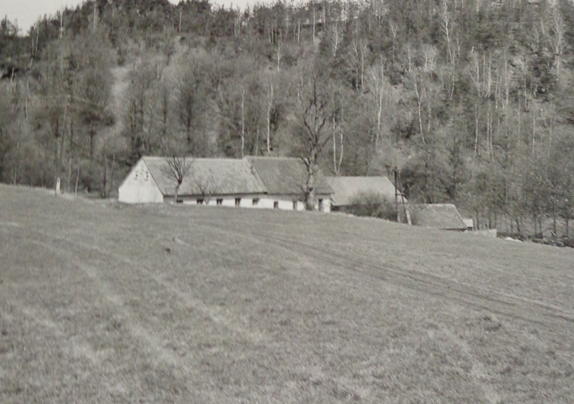 Fotografie Karasova mlýna z prvního poloviny 20. století