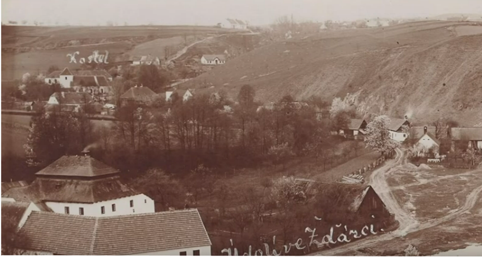 Pohled na Valíkův mlýn kolem roku 1905